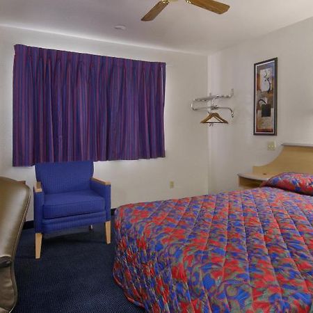 Red Roof Inn סנטה פה חדר תמונה